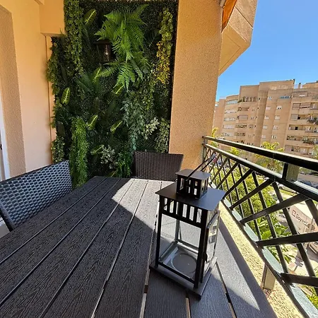 Ct 418 - Faro's - Six Colours Apartament *